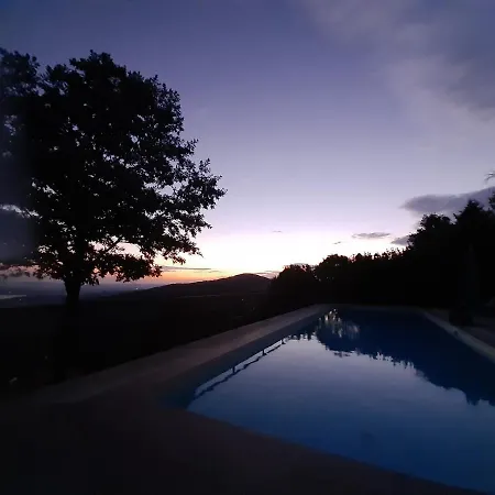 Moderne Mit Atemberaubendem Seeblick Lisciano Niccone