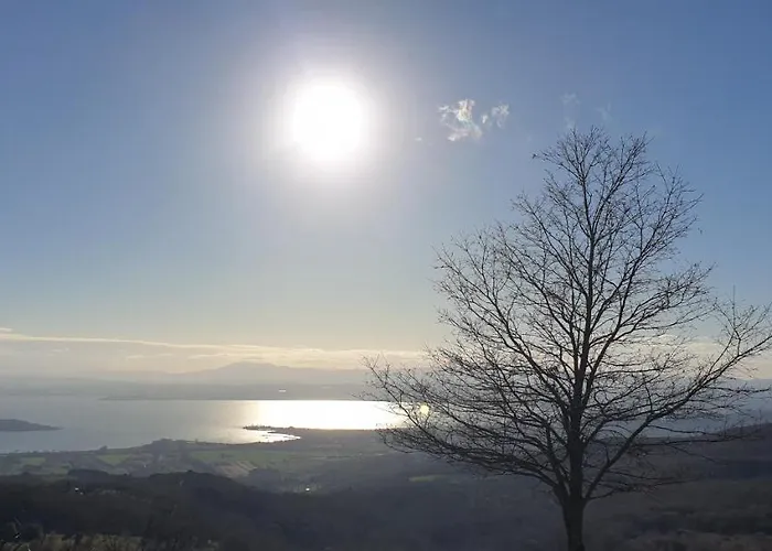 Moderne Mit Atemberaubendem Seeblick 빌라 *